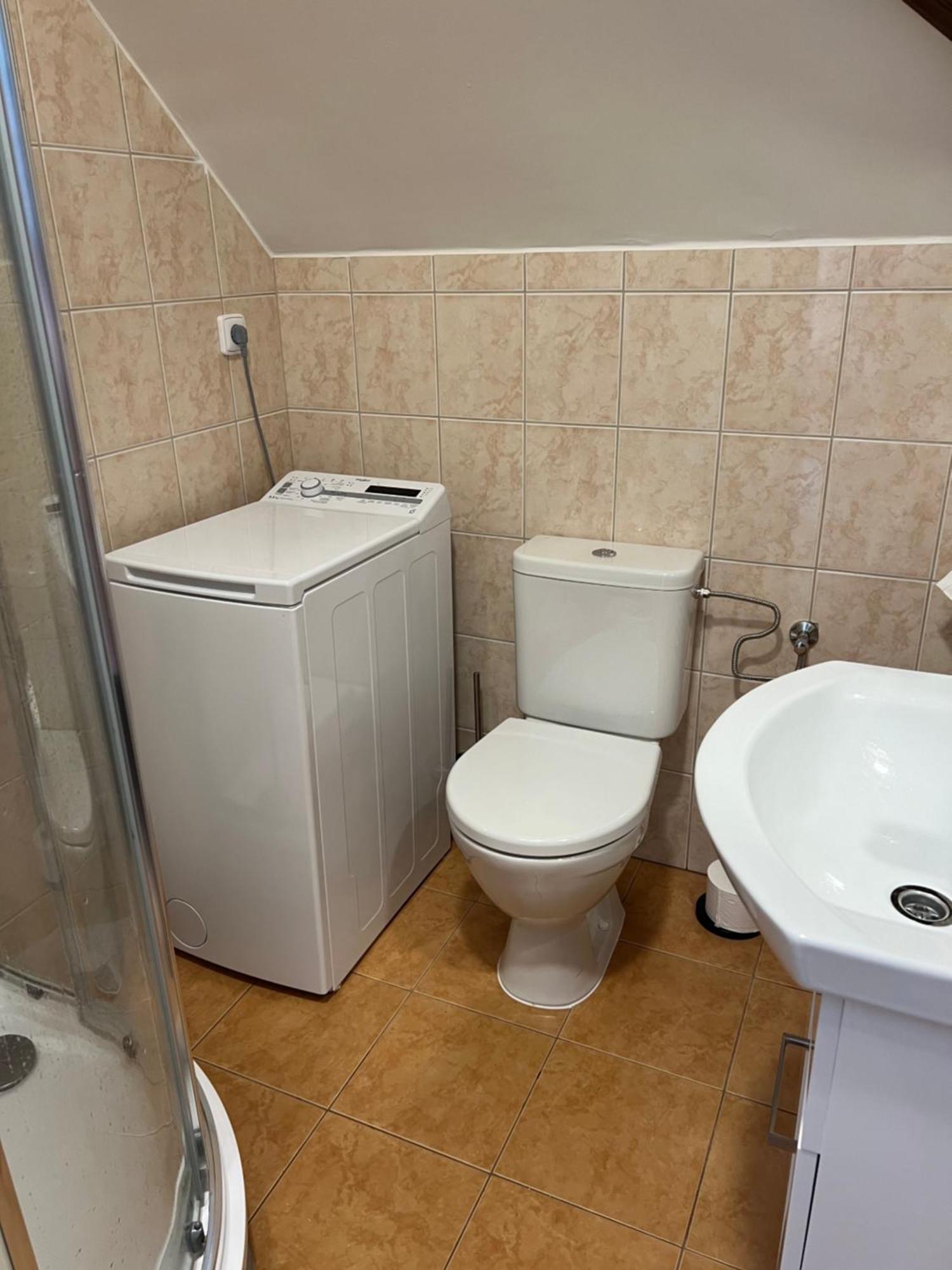 Ubytovani 1Kk Ve Zlonicich Slaný Zewnętrze zdjęcie